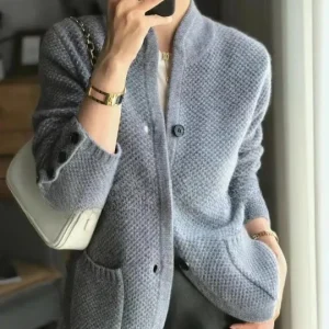 Tessa | Damesjas van puur, zacht wol-mix