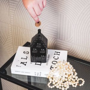 Zwart Keramiek Huisje – Spaarpot – 13 cm